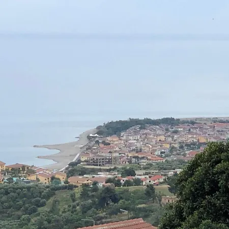 Evergreen Roseto Capo Spulico