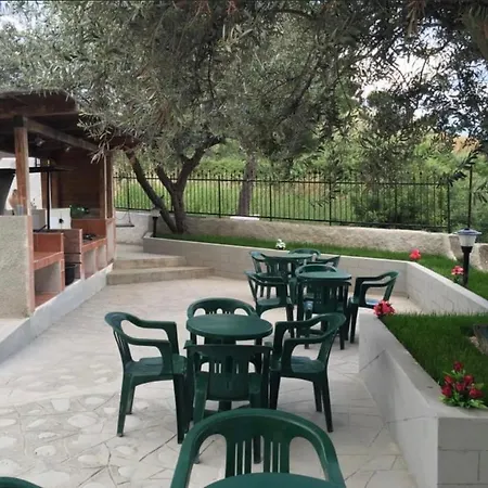 Evergreen Bed & Breakfast