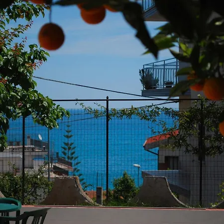 Evergreen Alojamento de Acomodação e Pequeno-almoço Roseto Capo Spulico